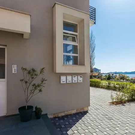 Jason Apartment