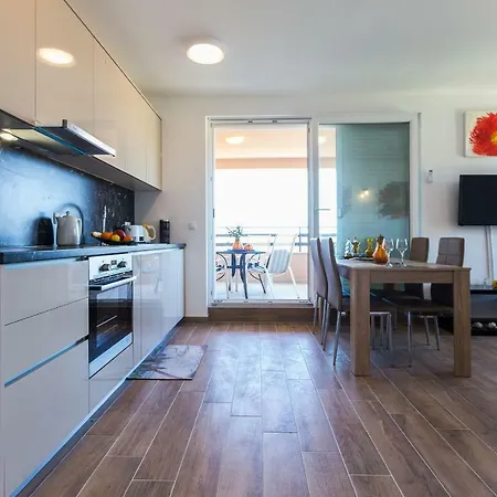 Apartment Jason